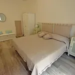Castelli In Aria Bed & Breakfast