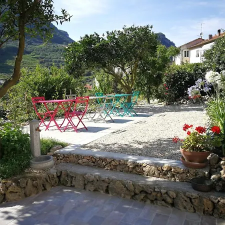 Castelli In Aria Bed & Breakfast Finale Ligure