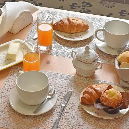 Castelli In Aria Frühstückspension *