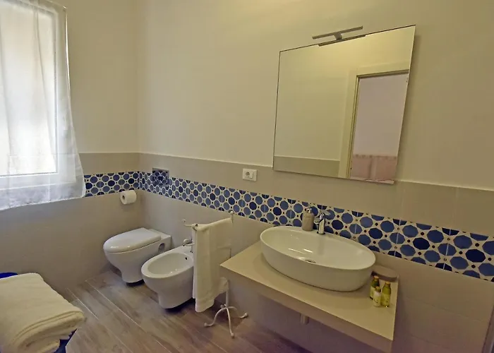 Castelli In Aria 3* פינאלה ליגורה