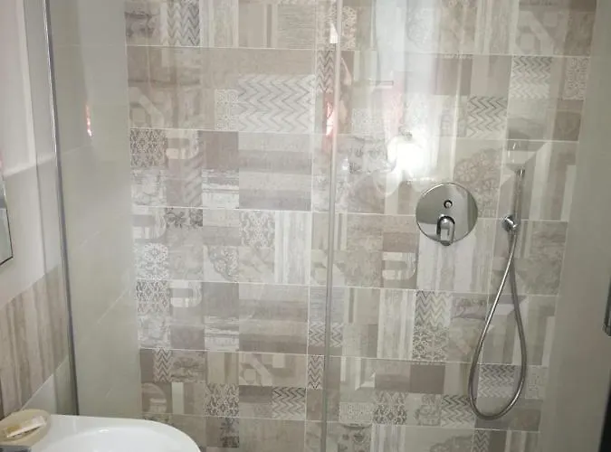 Castelli In Aria 3* פינאלה ליגורה